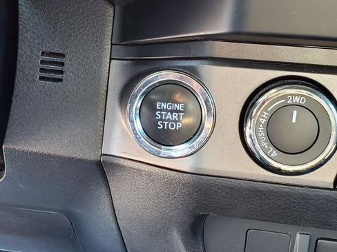Used 2023 Toyota Tacoma TRD Sport AWD/4WD image 14