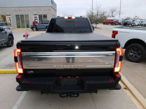 Used 2025 Ford F350 Platinum w/ Platinum Plus Package image 8