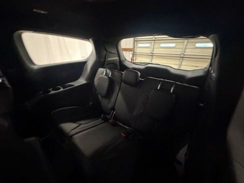 New 2027 Chrysler Pacifica Select FWD image 19