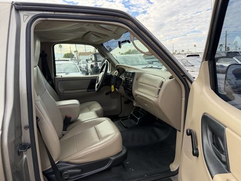 Used 2005 Ford Ranger XL image 19