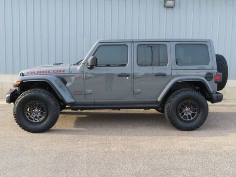 Used 2021 Jeep Wrangler Unlimited Rubicon w/ Xtreme Recon 35" Tire Package AWD/4WD image 9