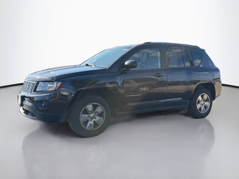 Used 2014 Jeep Compass Sport FWD image 3