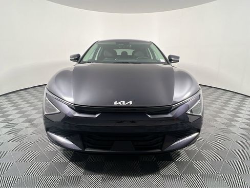 New 2025 Kia EV6 Wind image 10