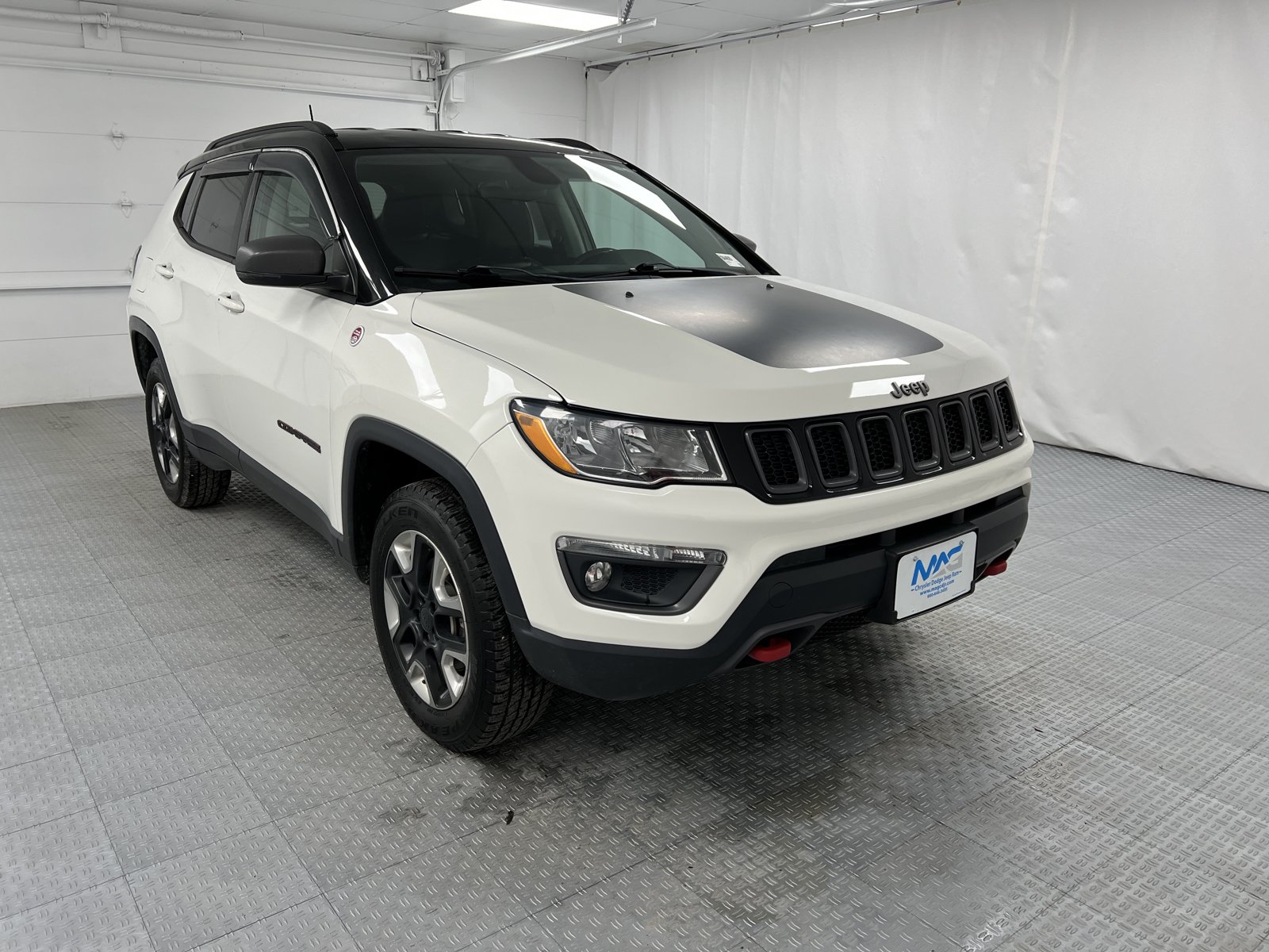 Used 2018 Jeep Compass Trailhawk AWD/4WD image 42