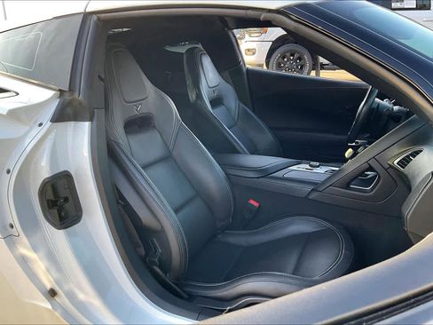 Used 2018 Chevrolet Corvette Stingray Coupe w/ 2LT Preferred Equipment Group image 7