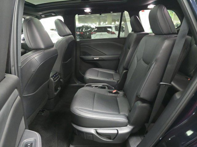 Used 2025 Lexus TX 350 AWD w/ Technology Package image 16