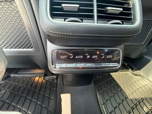 Used 2024 Mercedes-Benz GLS 450 4MATIC image 13