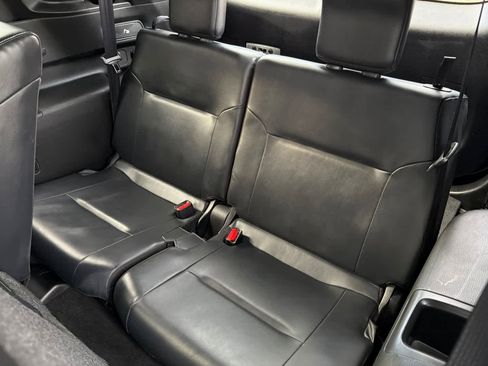 Used 2024 Mitsubishi Outlander SE image 17