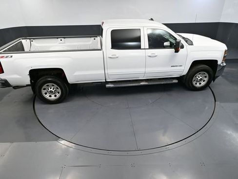 Used 2015 Chevrolet Silverado 2500 LT w/ LT Convenience Package image 53