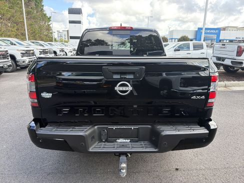 Used 2026 Nissan Frontier SV w/ SV Convenience Package AWD/4WD image 9