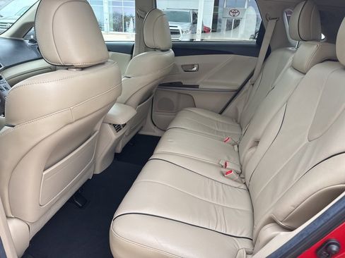 Used 2014 Toyota Venza Limited image 9