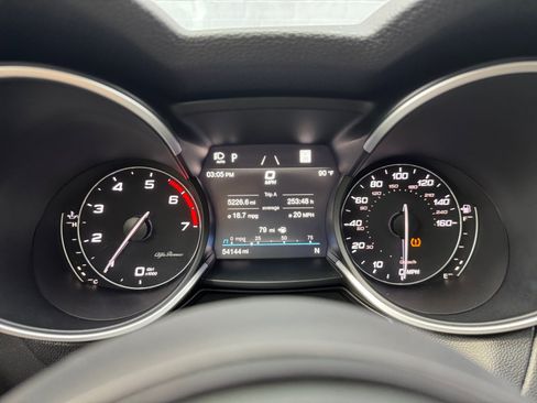 Used 2023 Alfa Romeo Stelvio Ti w/ Active Assist Plus Package AWD/4WD image 18