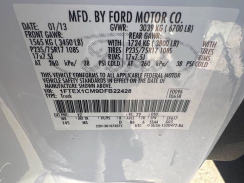Used 2013 Ford F150 XLT w/ Mid Equipment Group RWD image 15
