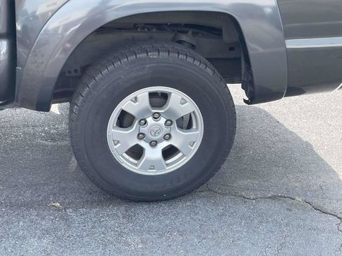 Used 2009 Toyota Tacoma PreRunner RWD image 12