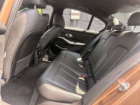 Used 2019 BMW 330i xDrive Sedan w/ Convenience Package AWD/4WD image 9