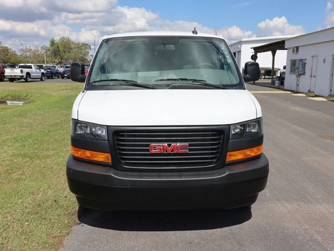 New 2025 GMC Savana 2500 w/ Driver Convenience Package RWD image 3