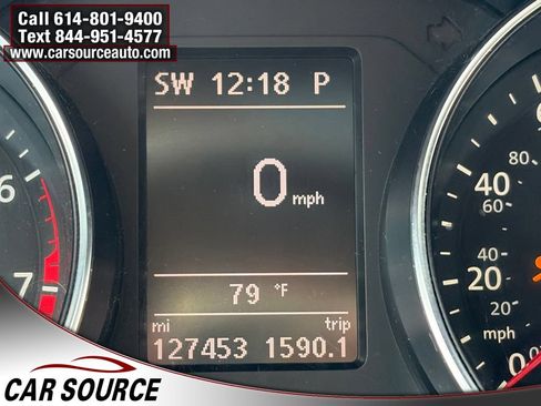 Used 2016 Volkswagen Jetta SEL w/ Lighting Package FWD image 16