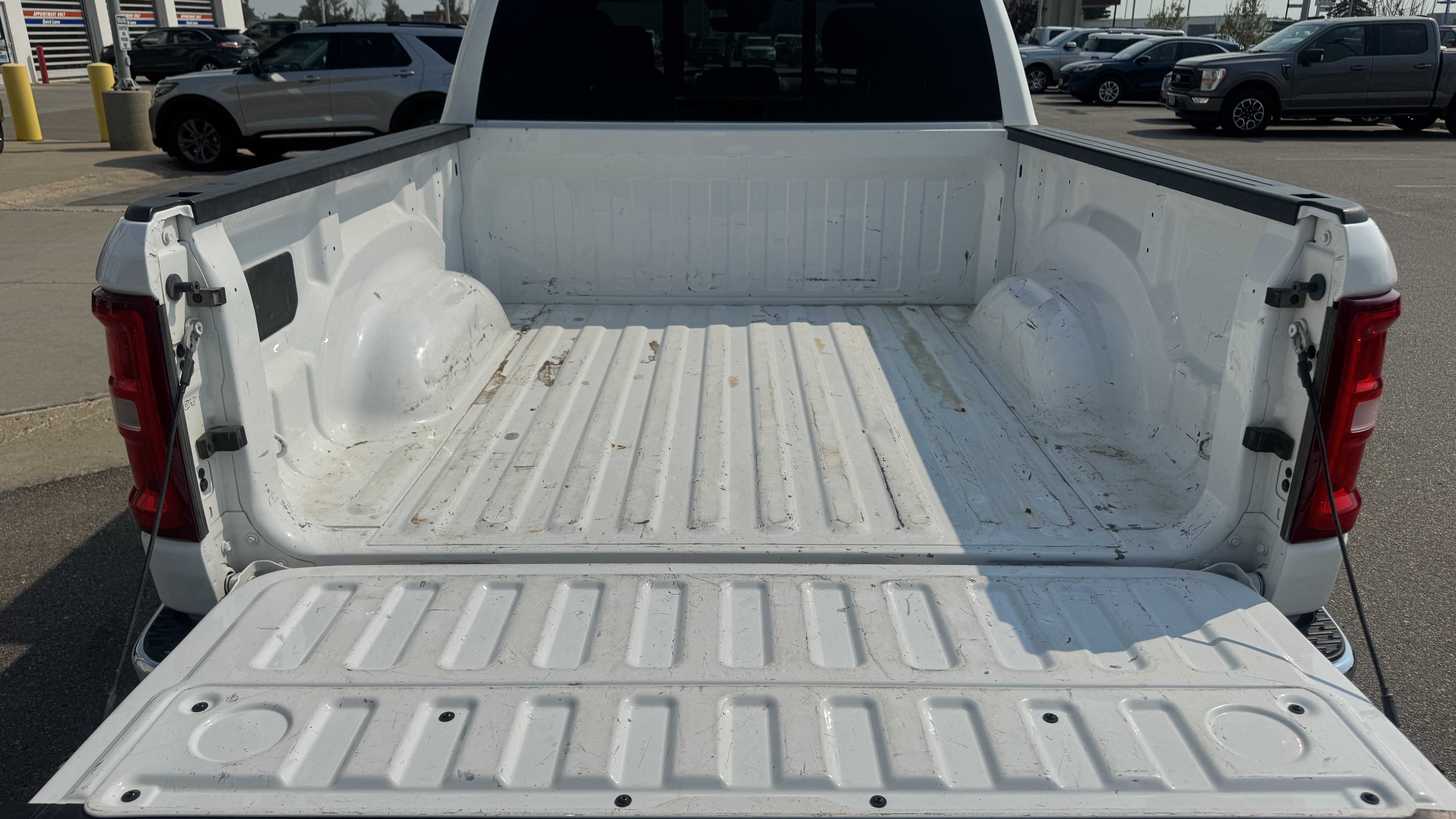 Used 2025 RAM 1500 Big Horn AWD/4WD image 23