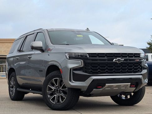 Used 2024 Chevrolet Tahoe Z71 w/ Luxury Package AWD/4WD image 2