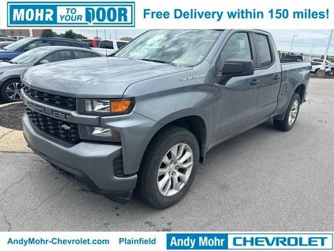 Used 2019 Chevrolet Silverado 1500 Custom w/ Trailering Package AWD/4WD image 1