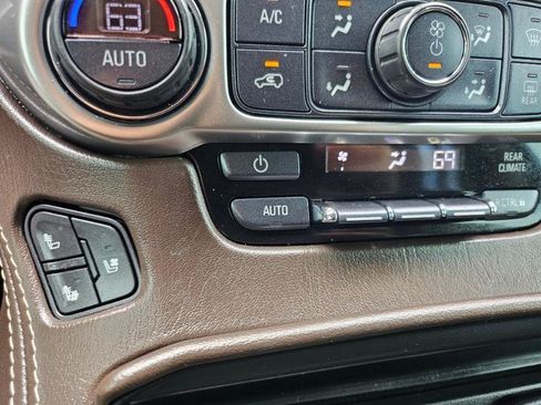Used 2019 Chevrolet Tahoe Premier AWD/4WD image 56