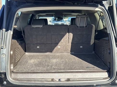 Used 2020 GMC Yukon XL Denali image 10