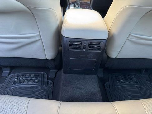 Used 2019 INFINITI Q70 Luxe w/ Sport Package image 28