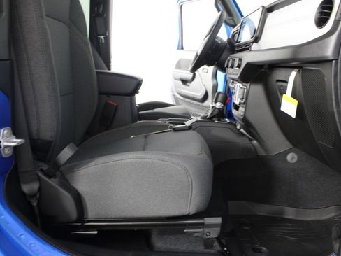 New 2026 Jeep Wrangler Sport AWD/4WD image 17