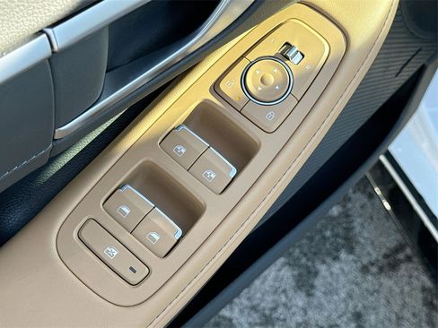 New 2025 Hyundai Sonata Limited image 13