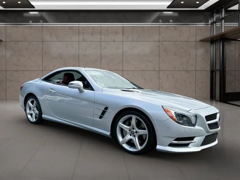 Used 2013 Mercedes-Benz SL 550 w/ Premium Pkg image 12