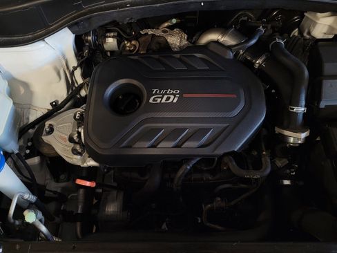 Used 2018 Hyundai Santa Fe Sport w/ 2.0T Ultimate Tech Package 05 FWD image 30