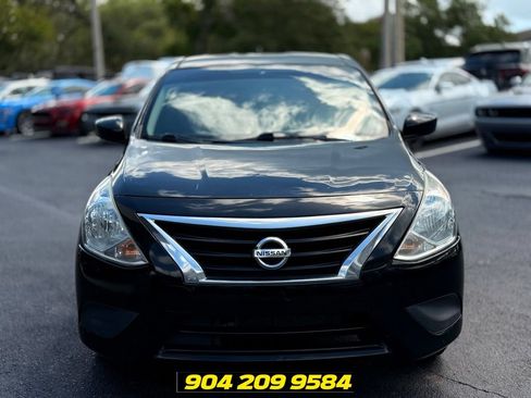 Used 2019 Nissan Versa S FWD image 13