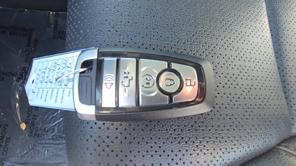 Used 2026 Ford F450 Lariat w/ FX4 Off-Road Package AWD/4WD image 43