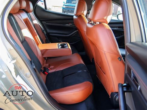 Used 2024 MAZDA MAZDA3 s image 22