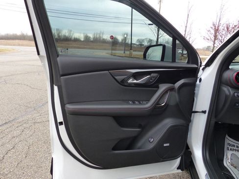 Used 2022 Chevrolet Blazer RS image 19