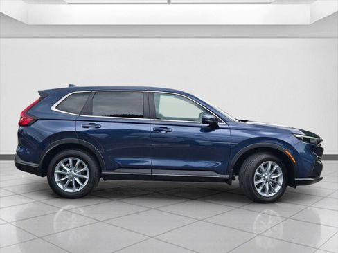 Certified 2025 Honda CR-V EX image 4