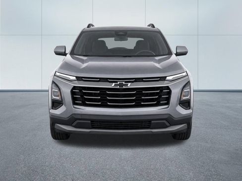 Used 2025 Chevrolet Equinox LT w/ Convenience Package II AWD/4WD image 7