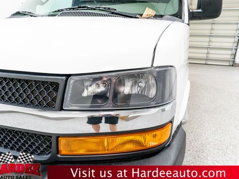 Used 2023 Chevrolet Express 2500 w/ Driver Convenience Package image 8