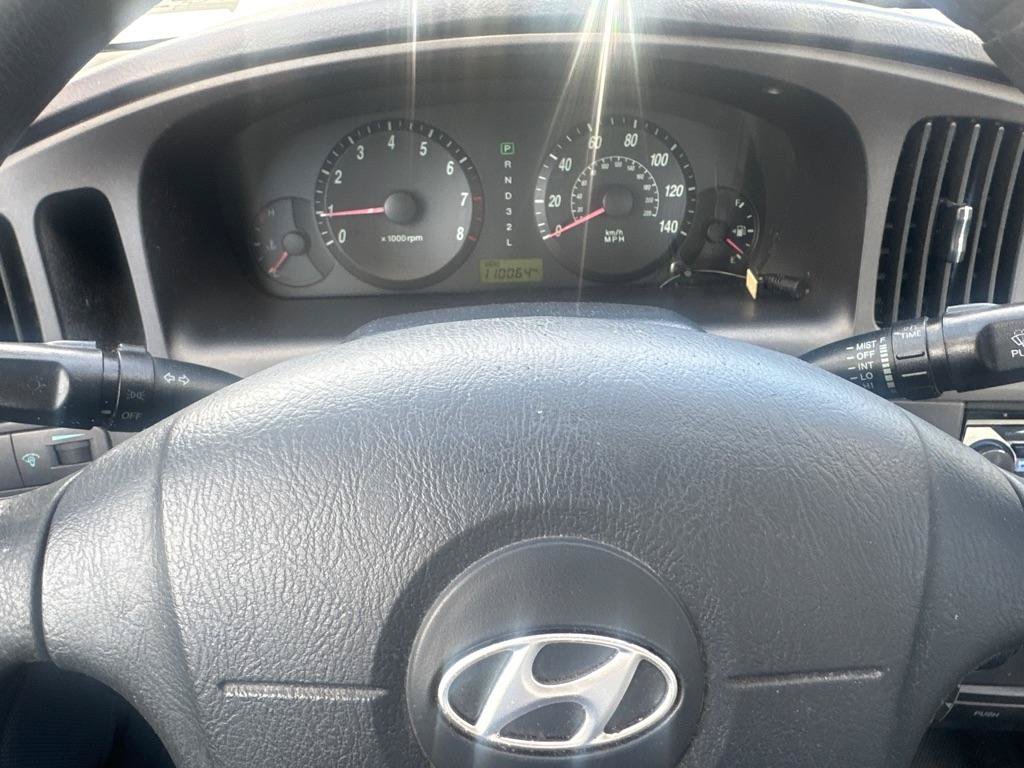 Used 2005 Hyundai Elantra GLS FWD image 36