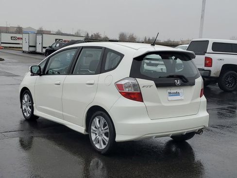 Used 2010 Honda Fit Sport image 5