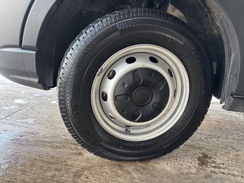 Used 2024 Ford Transit 250 148 Medium Roof w/ Load Area Protection Package image 22