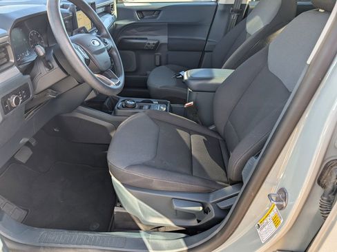 Used 2024 Ford Maverick XL image 11