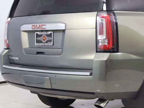 Used 2018 GMC Yukon Denali w/ Open Road Package image 45