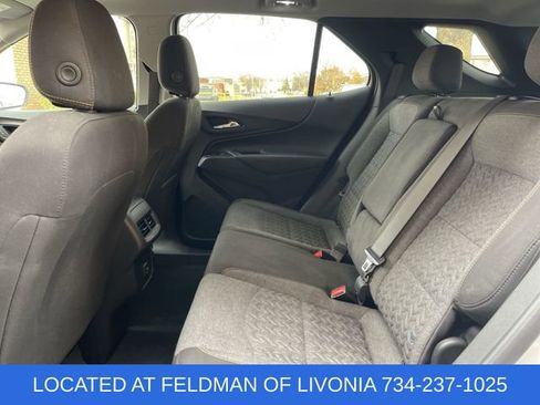 Used 2023 Chevrolet Equinox LT image 24