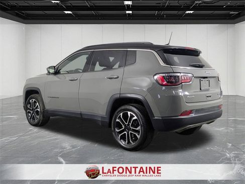 Certified 2023 Jeep Compass Limited image 3