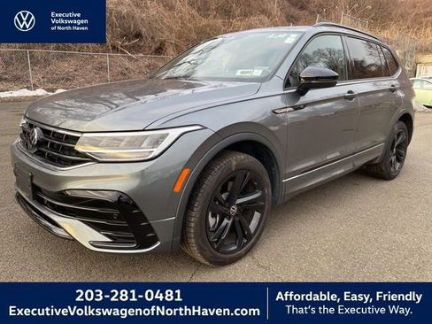 Certified 2024 Volkswagen Tiguan SE R-Line image 1