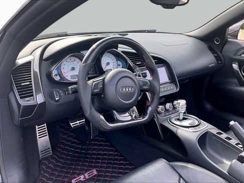 Used 2011 Audi R8 V10 AWD/4WD image 16