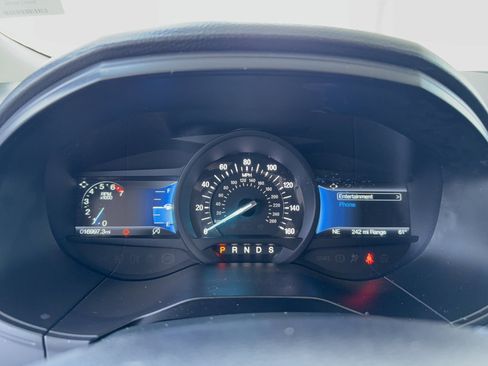 Used 2024 Ford Edge SEL w/ Convenience Package image 16