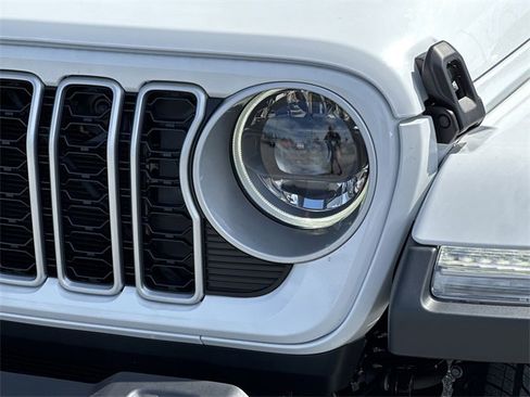 New 2025 Jeep Wrangler Sahara image 7