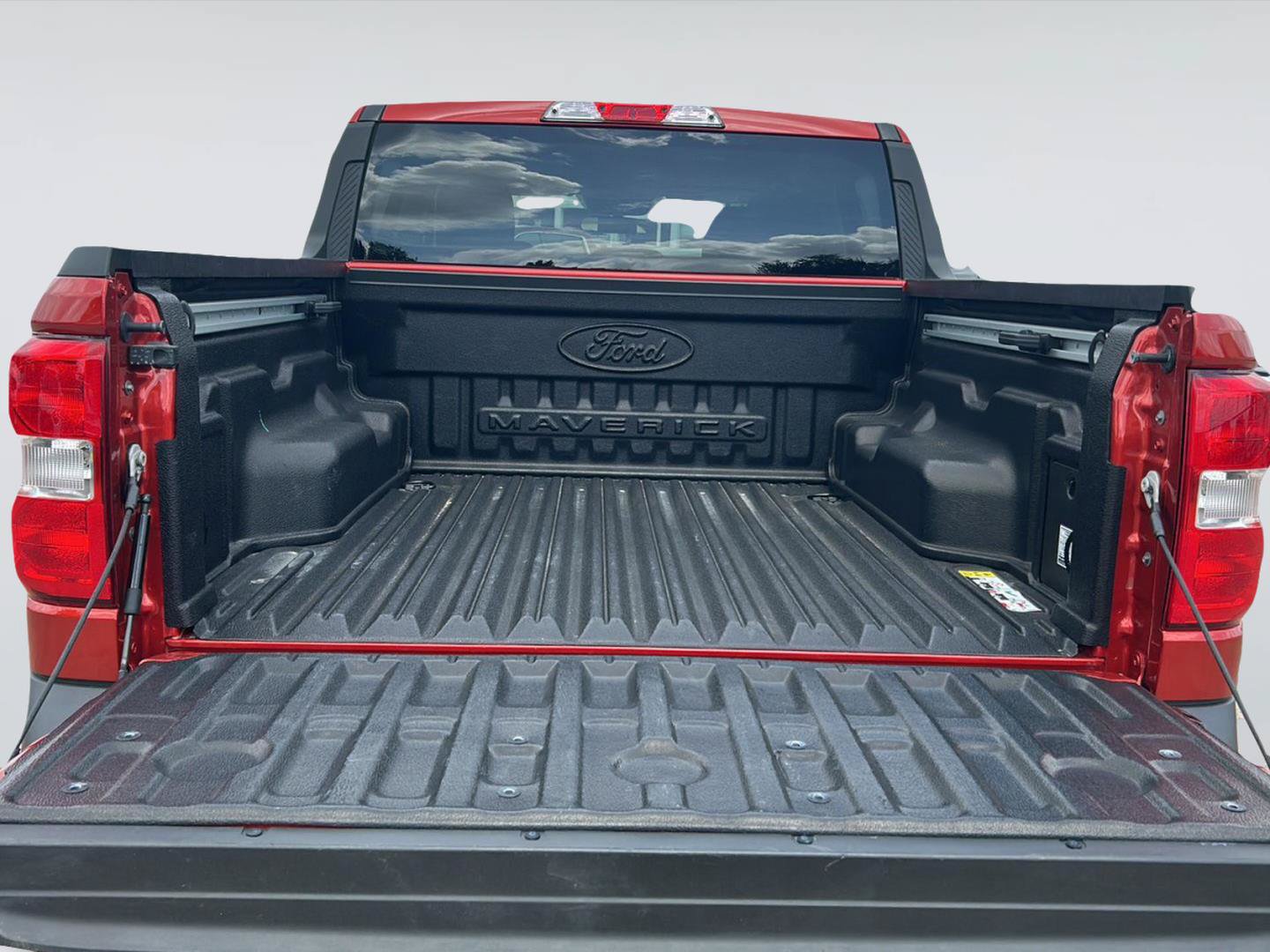 Used 2023 Ford Maverick XLT FWD image 27